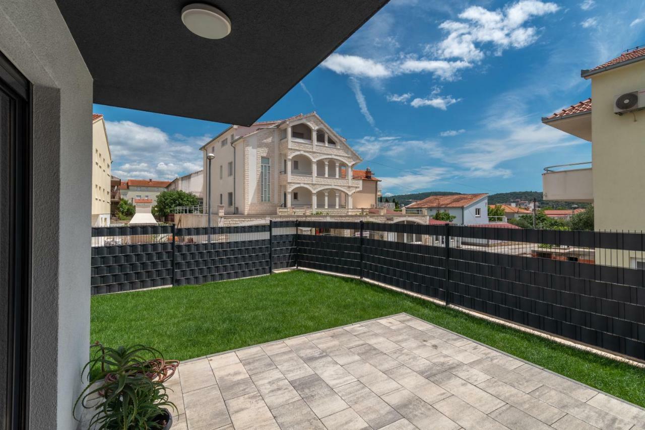 Apartment Ferias Trogir Exterior foto